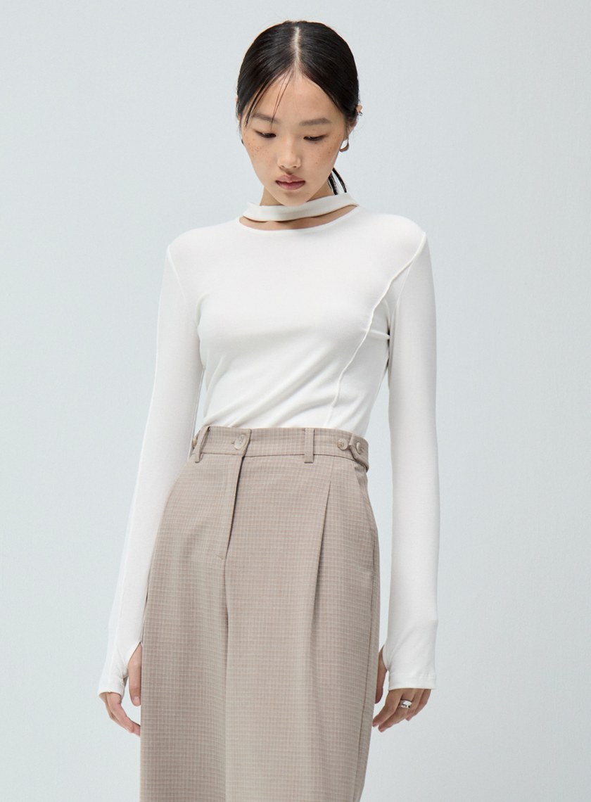 平塔克圓領坑條內搭上衣