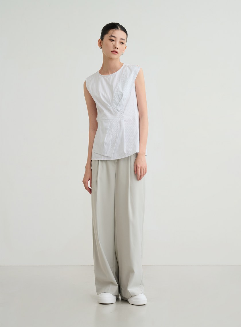 立體轉褶條紋上衣