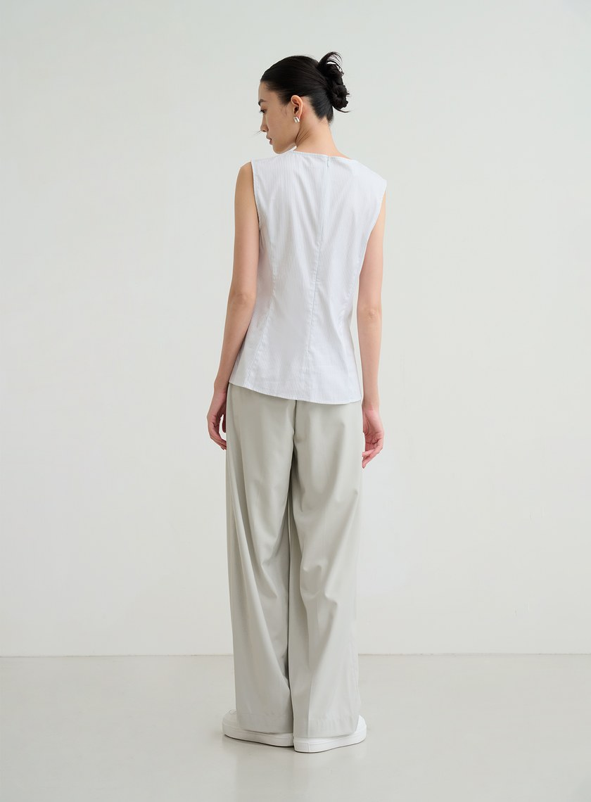 立體轉褶條紋上衣