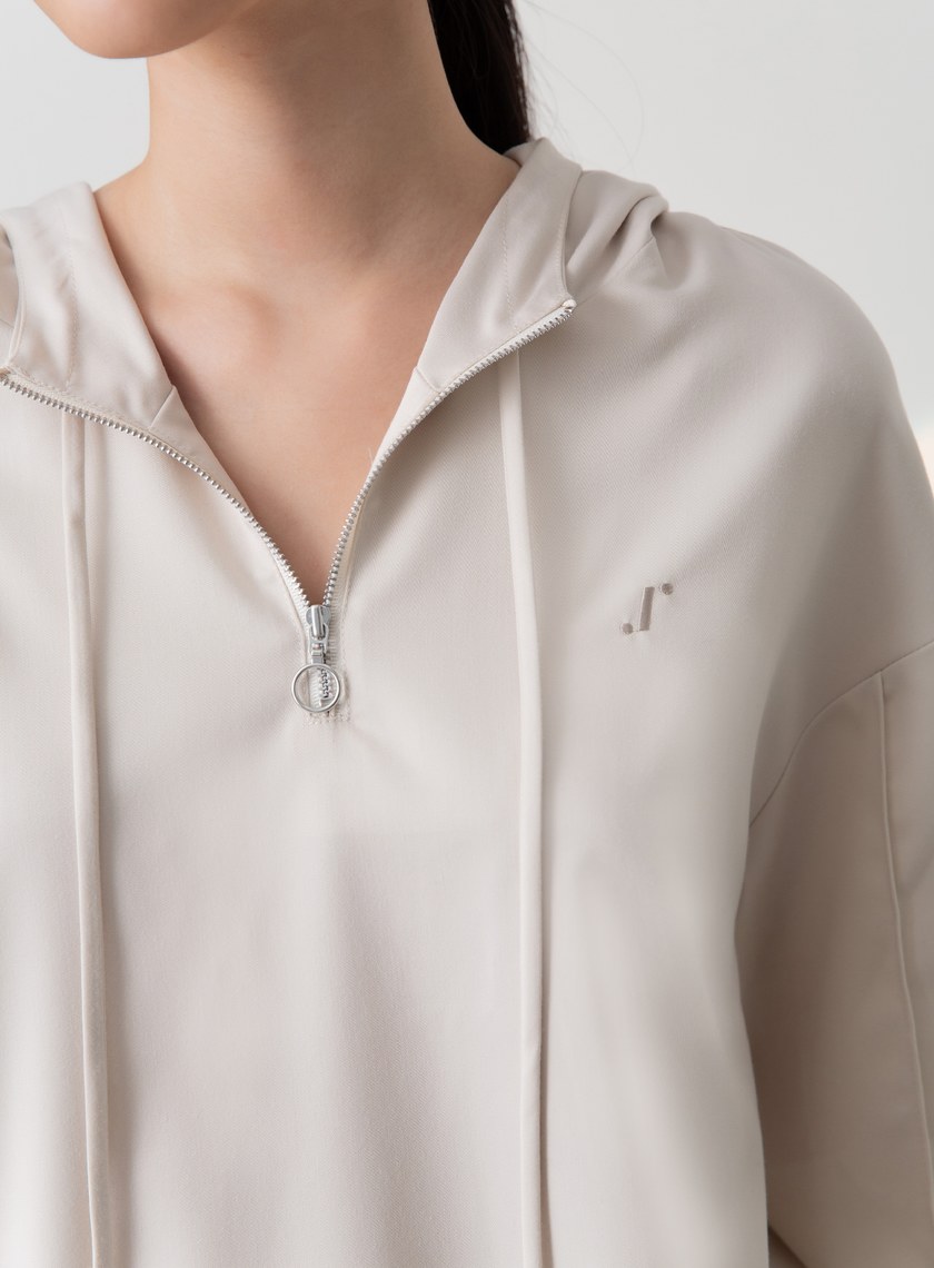 LOGO刺繡連帽上衣