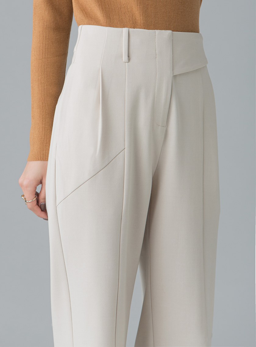 簡約不對稱腰頭直筒褲