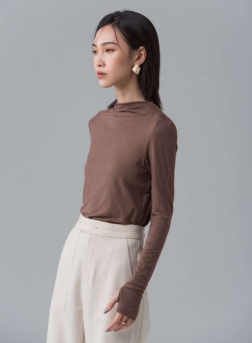 親柔百搭高領上衣