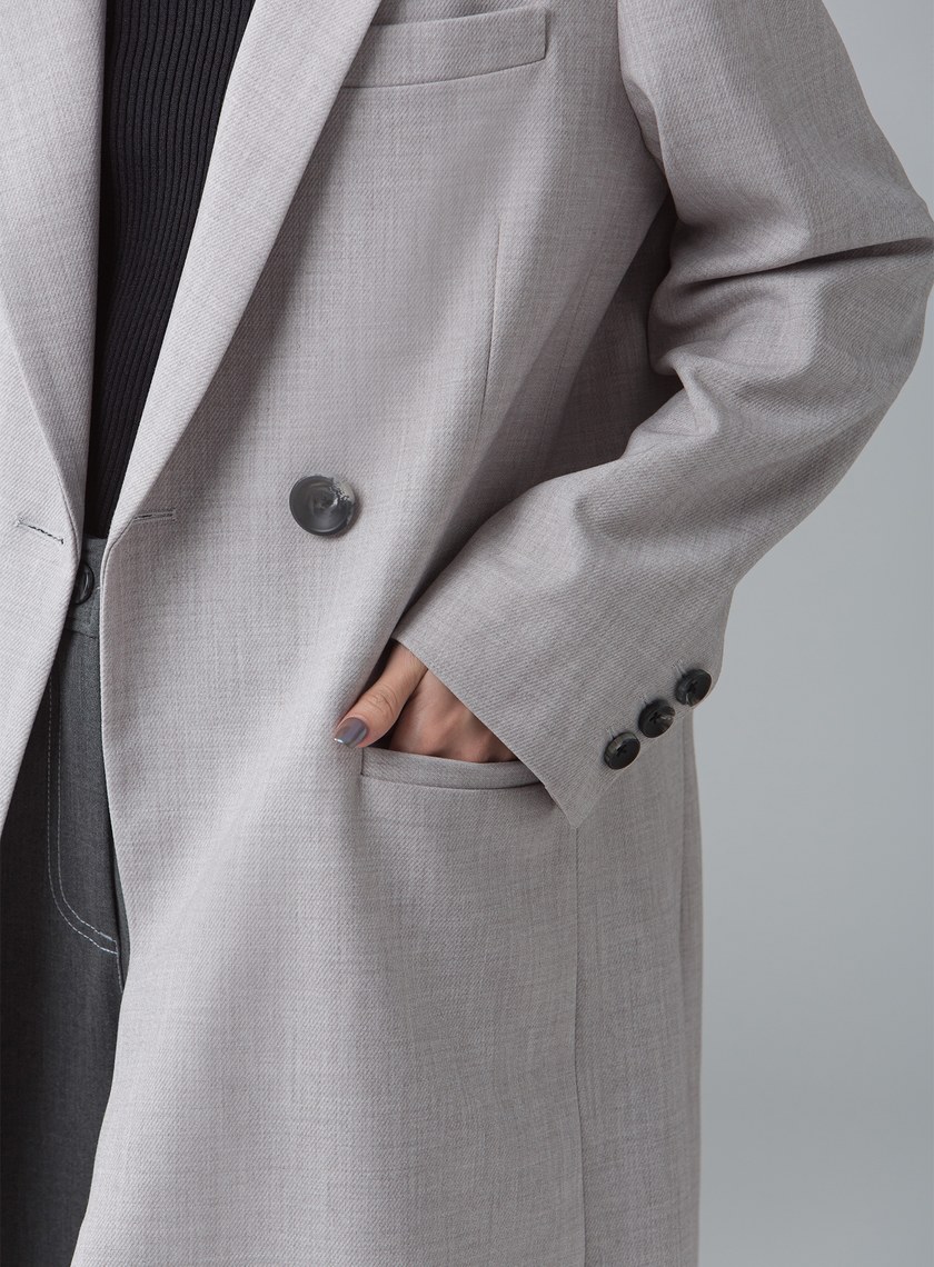微繭型側釦長版大衣