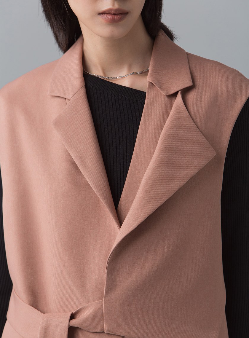 雙層領綁帶長版背心