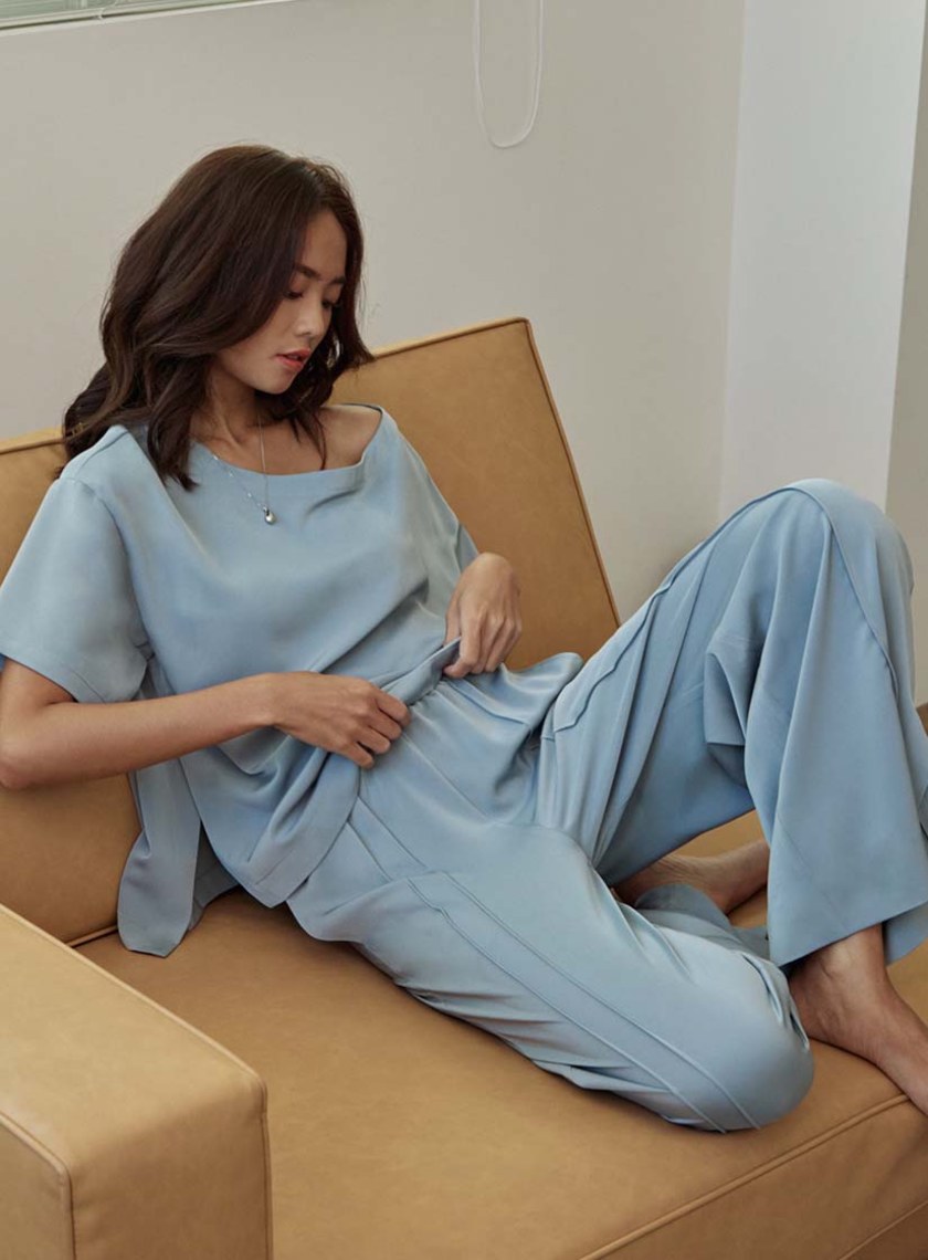 微光澤腰頭鬆緊休閒寬褲