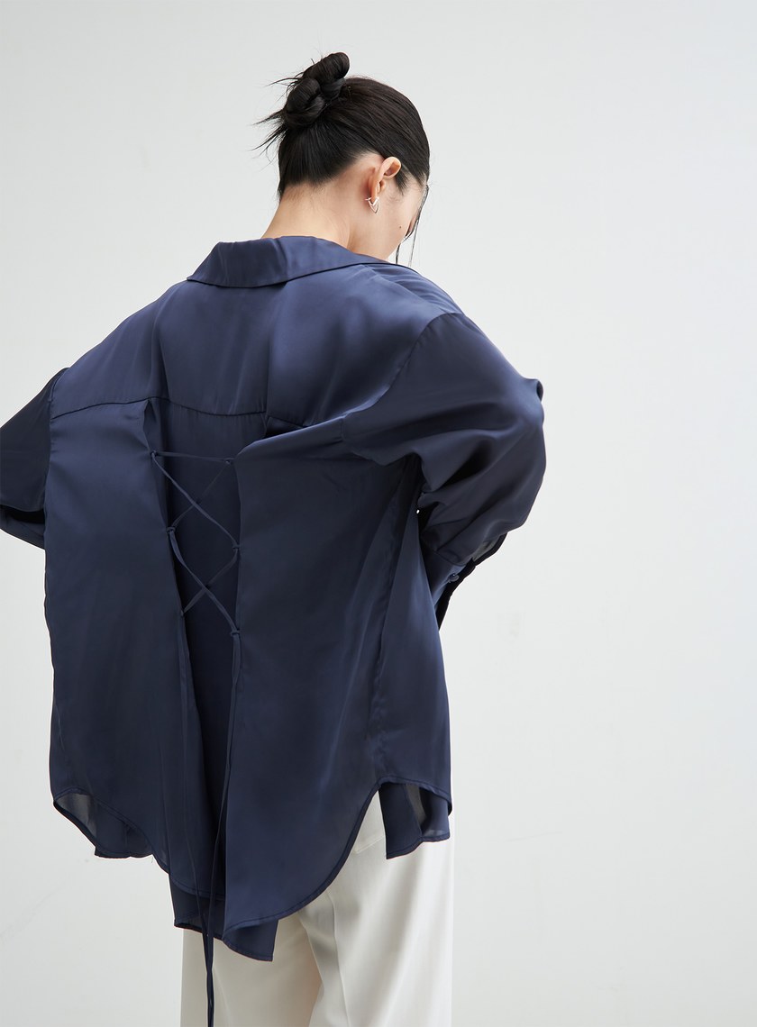 兩件式後綁帶細節緞面襯衫