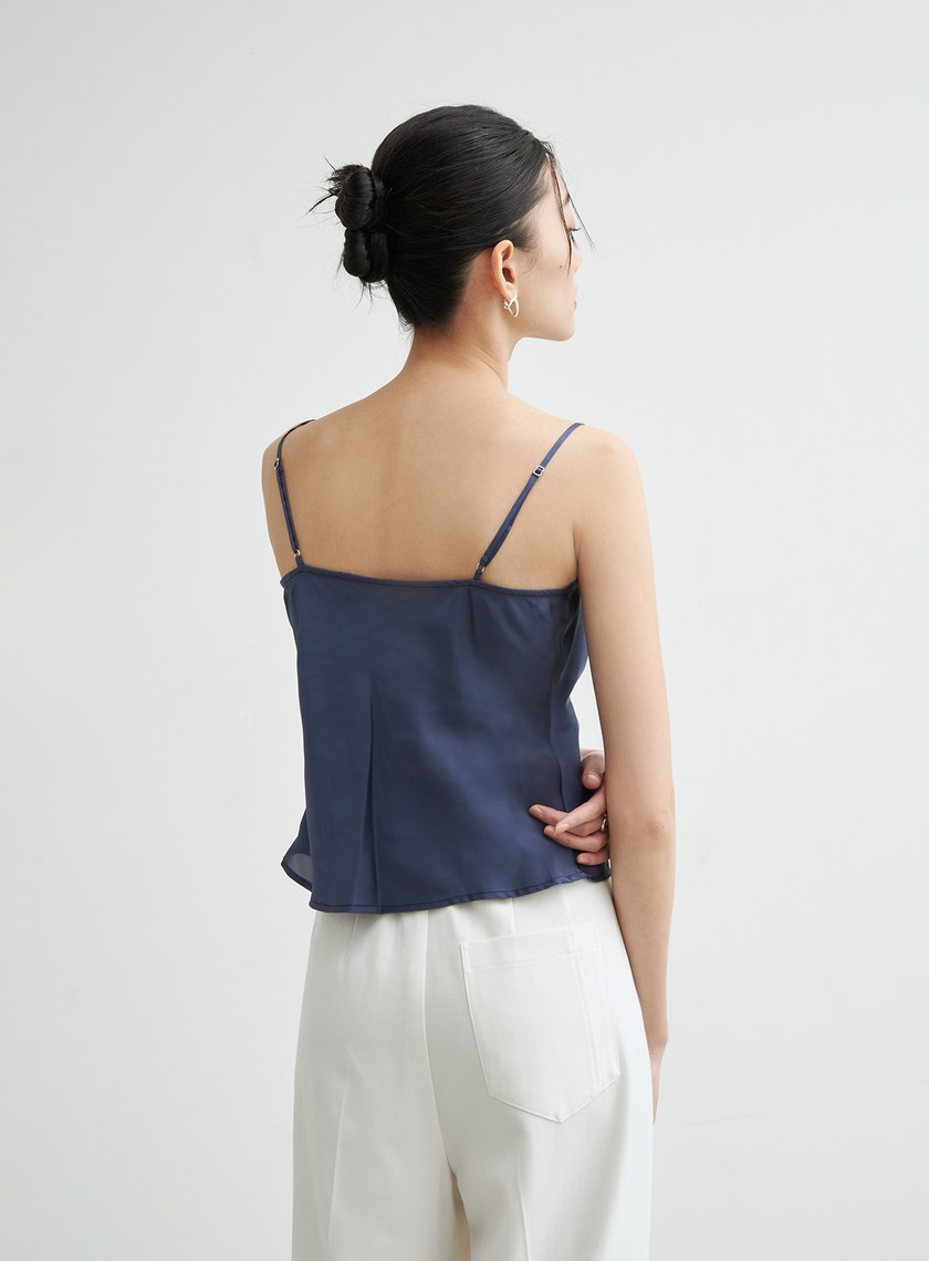 兩件式後綁帶細節緞面襯衫