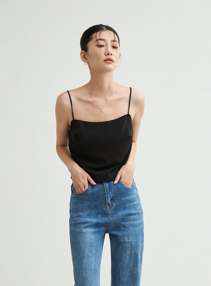 微光澤細肩帶平口背心