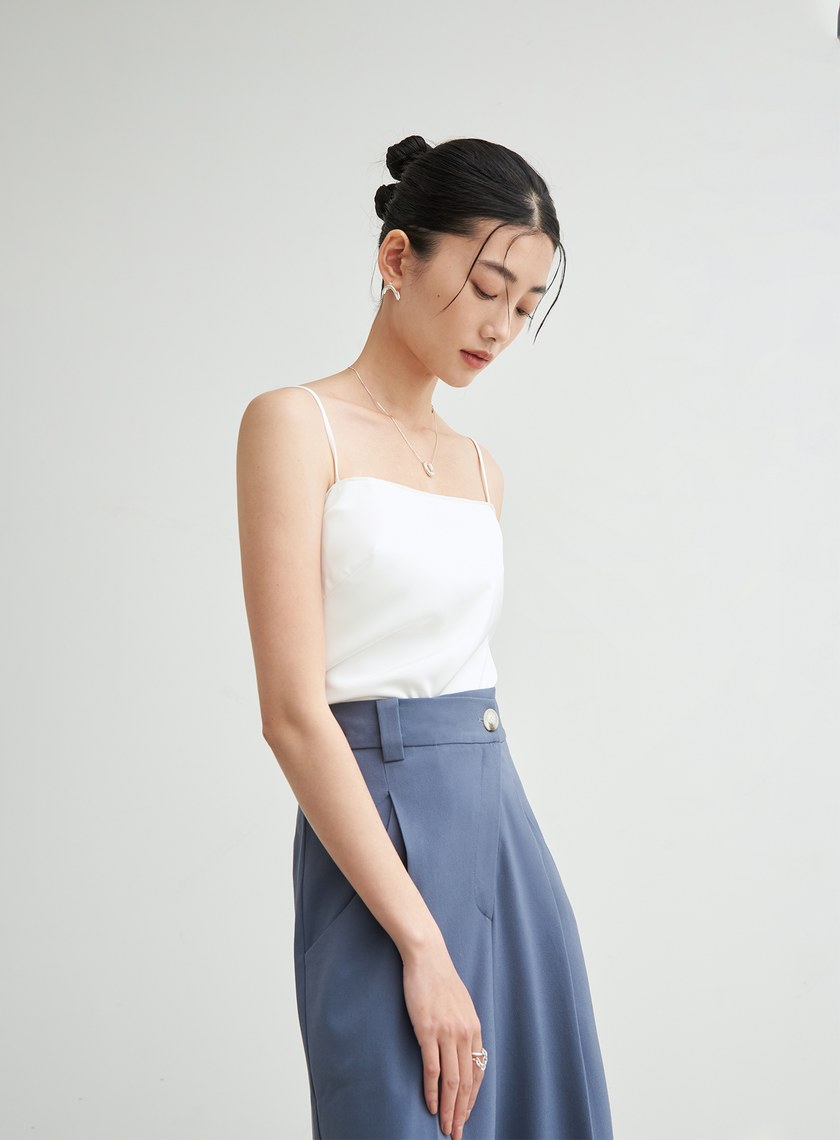微光澤細肩帶平口背心
