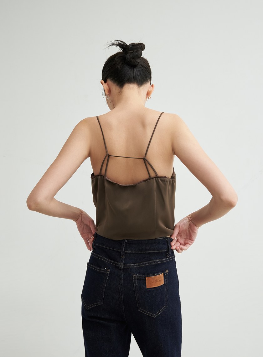 微光澤細肩帶平口背心