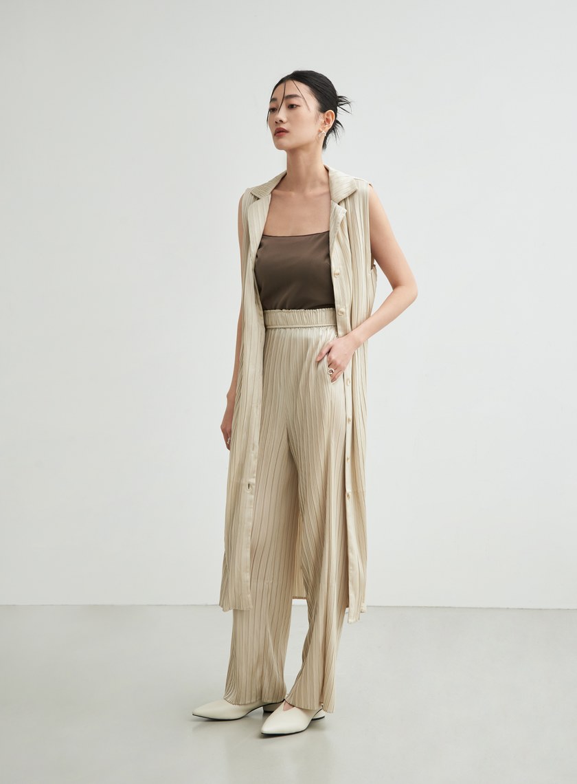 微光澤細肩帶平口背心