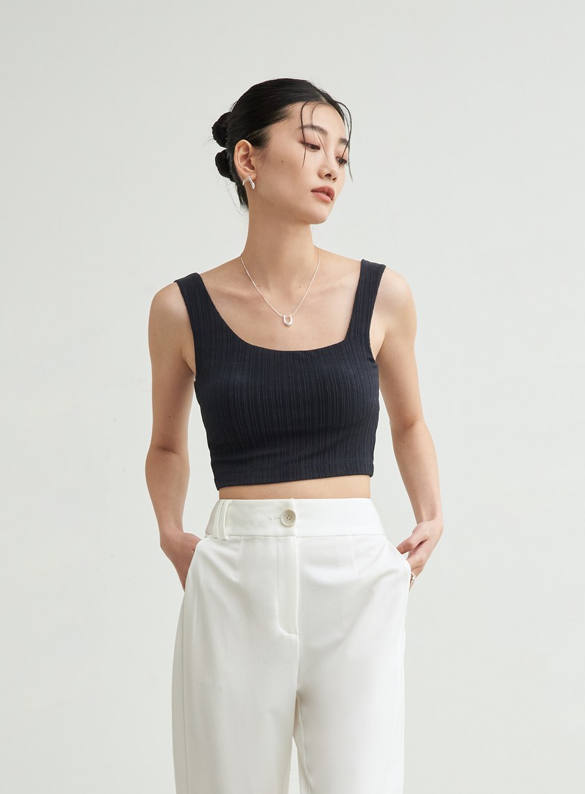 短版不對稱領坑條BRA TOP