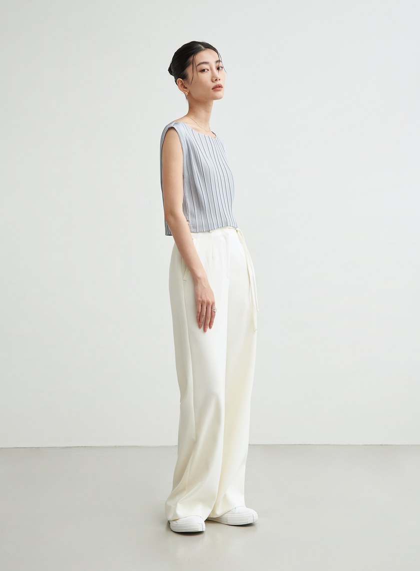 壓摺短版一字領上衣