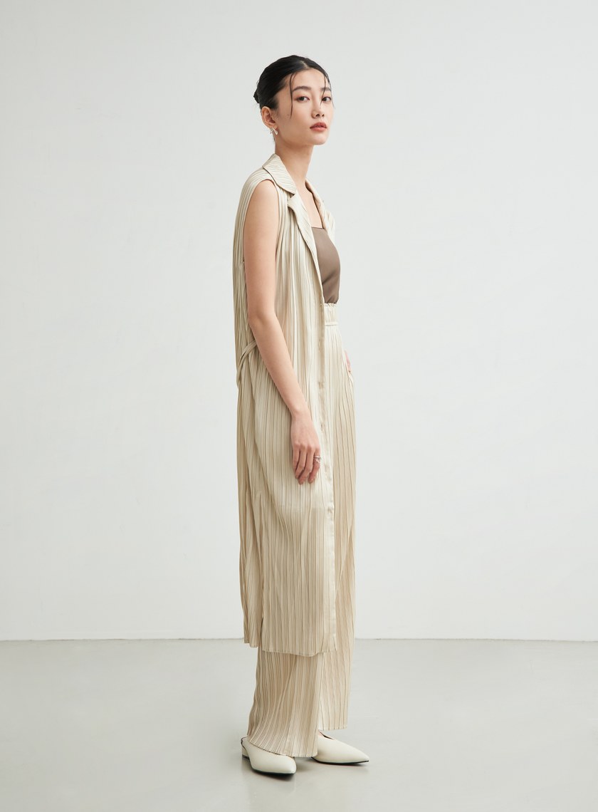 無袖壓摺綁帶飄逸洋裝