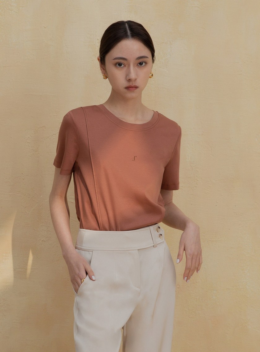 剪接設計彈性上衣