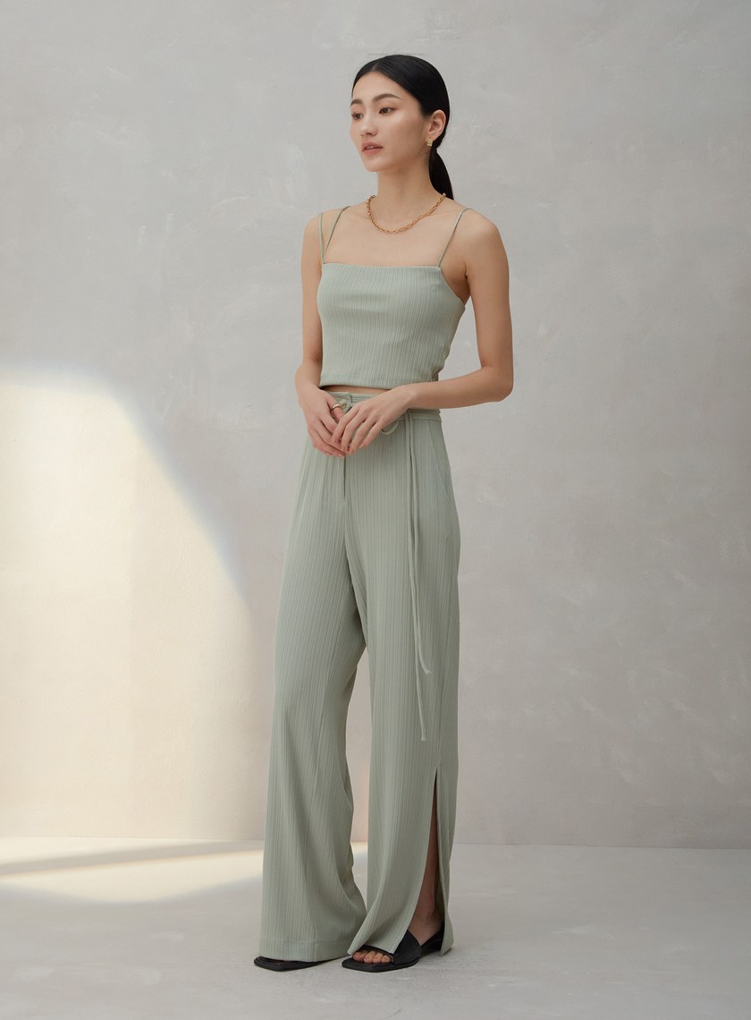 細肩帶坑條背心