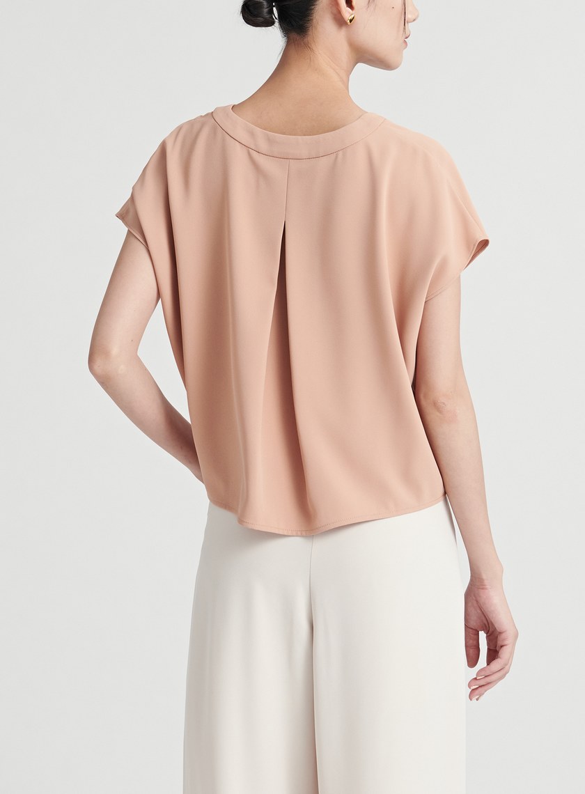 渡假輕盈V領鏤空上衣