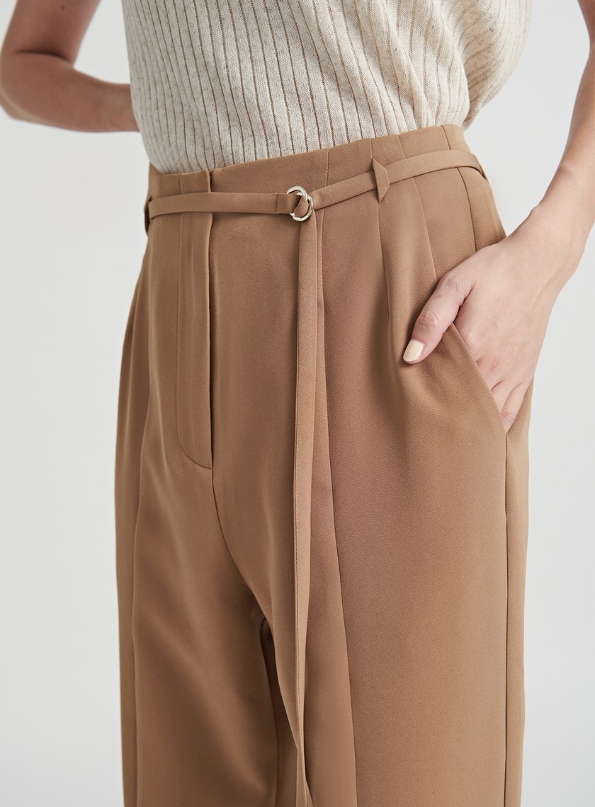 時髦D環垂墜感西裝褲