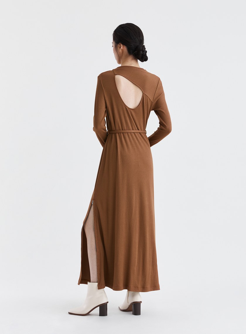 鏤空美背高領針織拉鍊洋裝