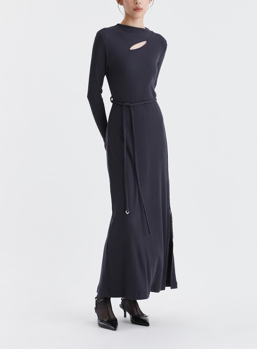 鏤空美背高領針織拉鍊洋裝