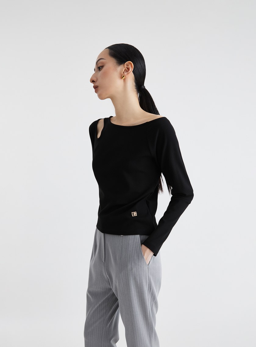 斜領鏤空長袖坑條上衣