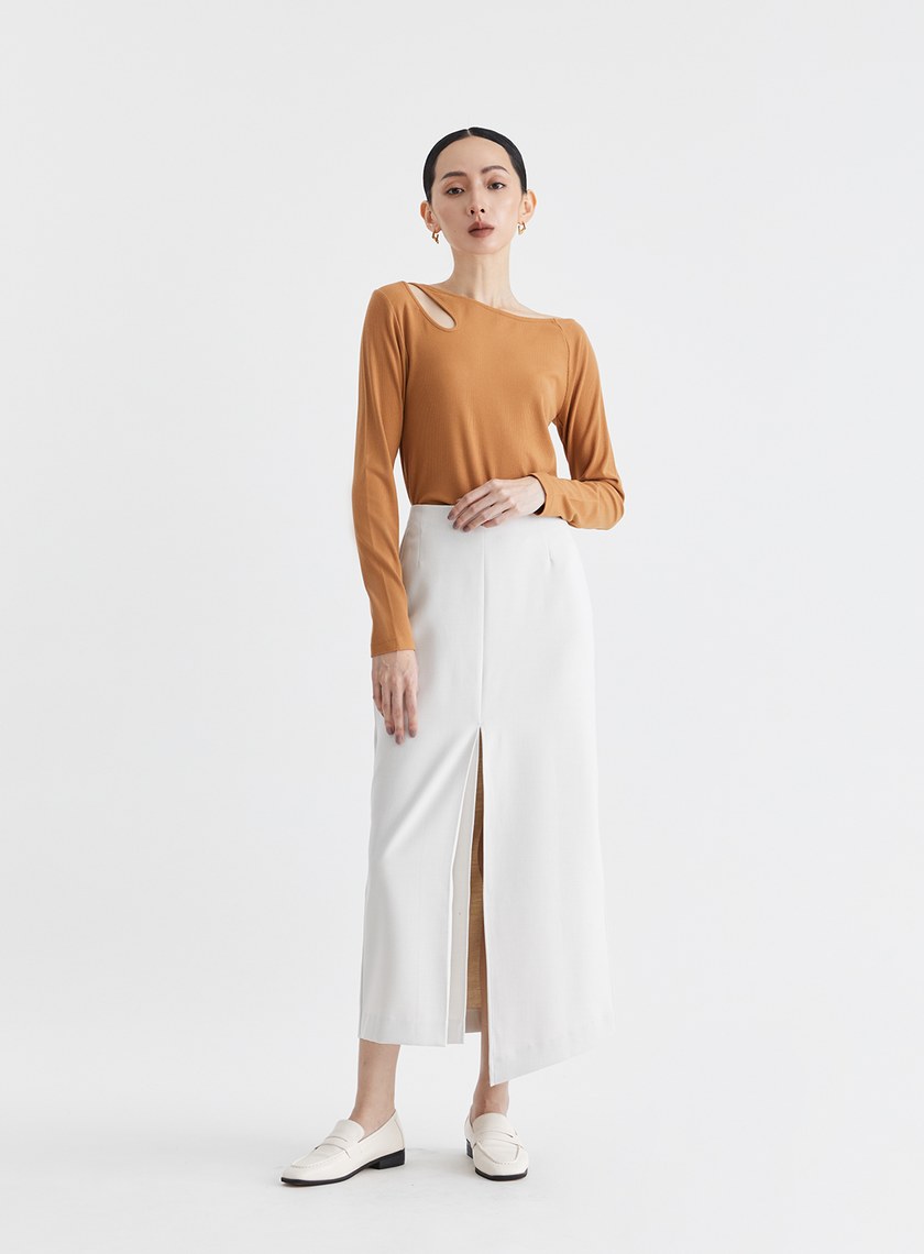 斜領鏤空長袖坑條上衣