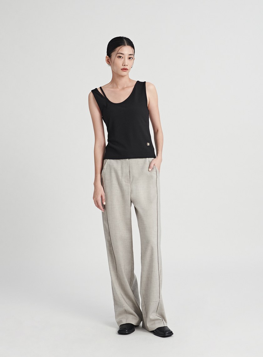 百搭不對稱肩帶坑條背心