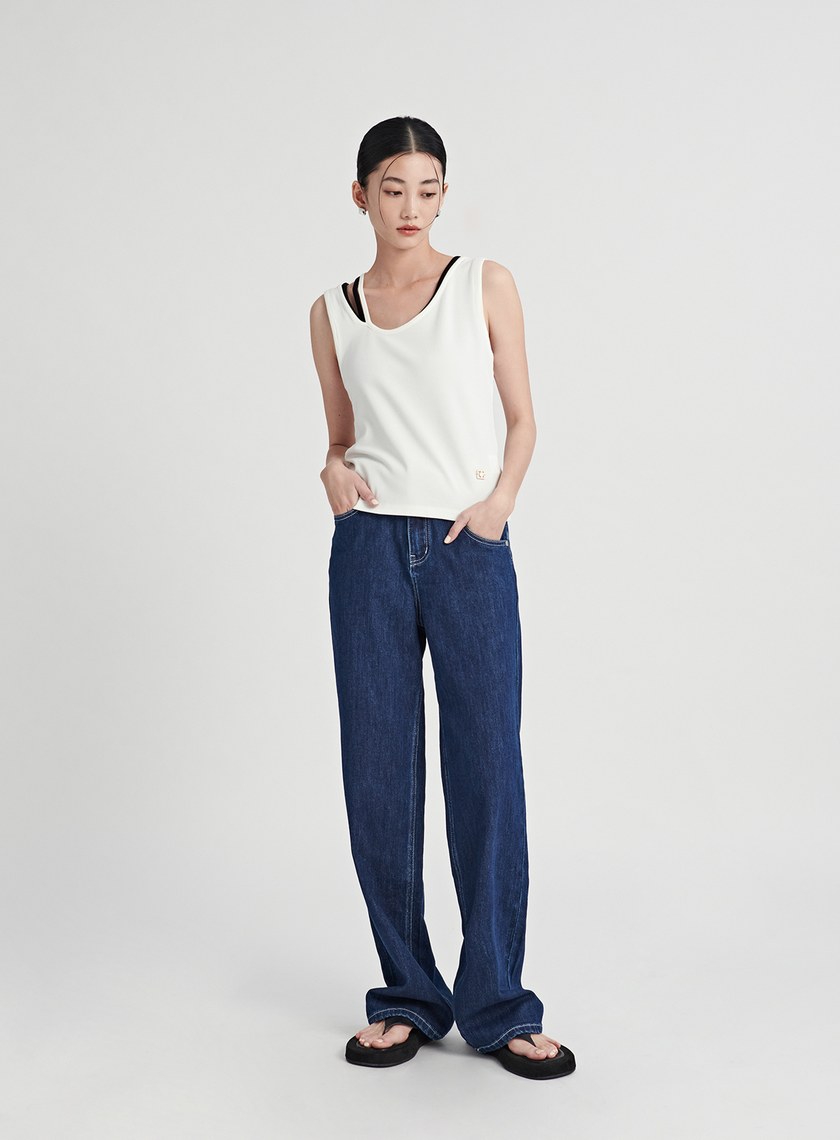 百搭不對稱肩帶坑條背心