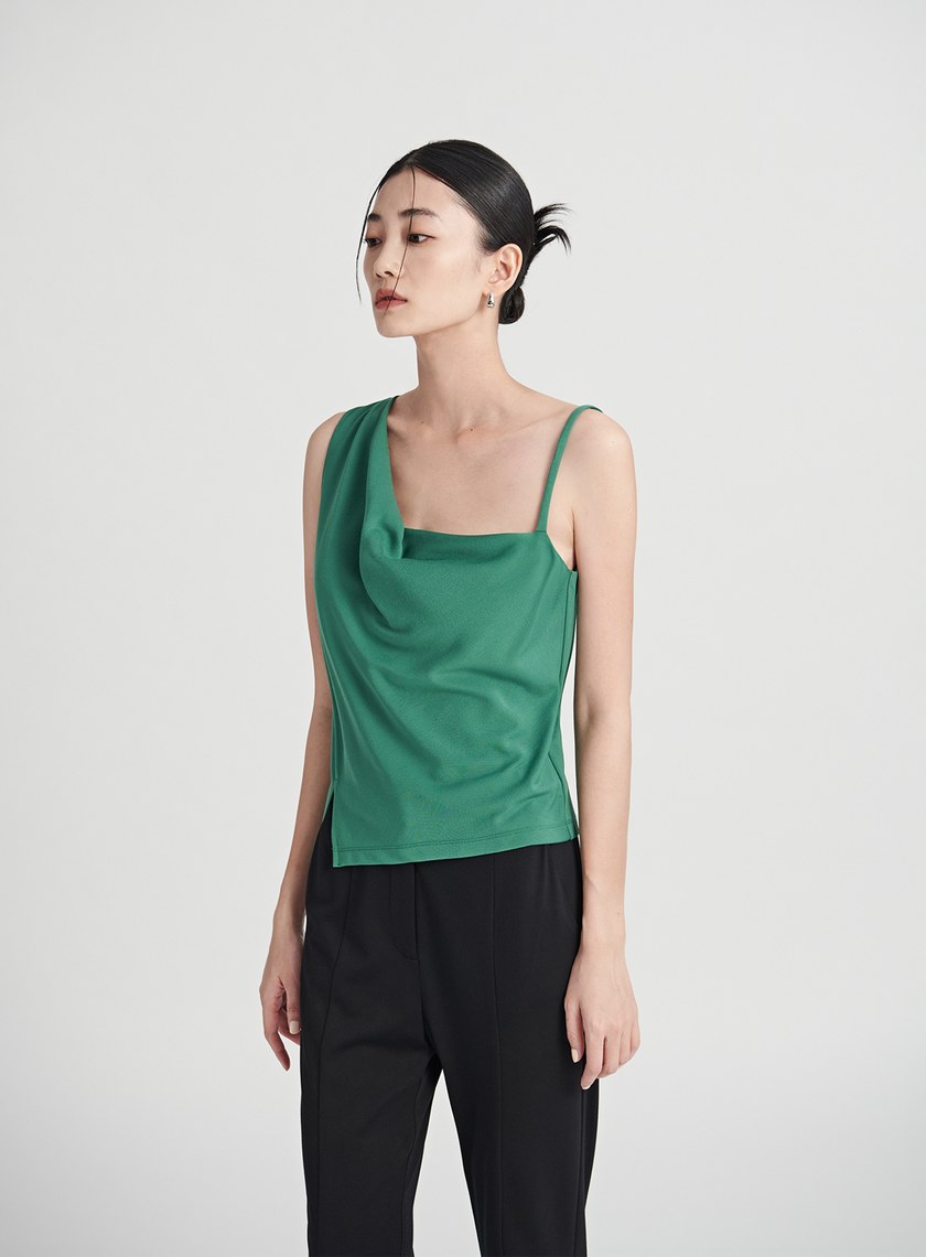 垂墜領下擺斜切 BRA 上衣