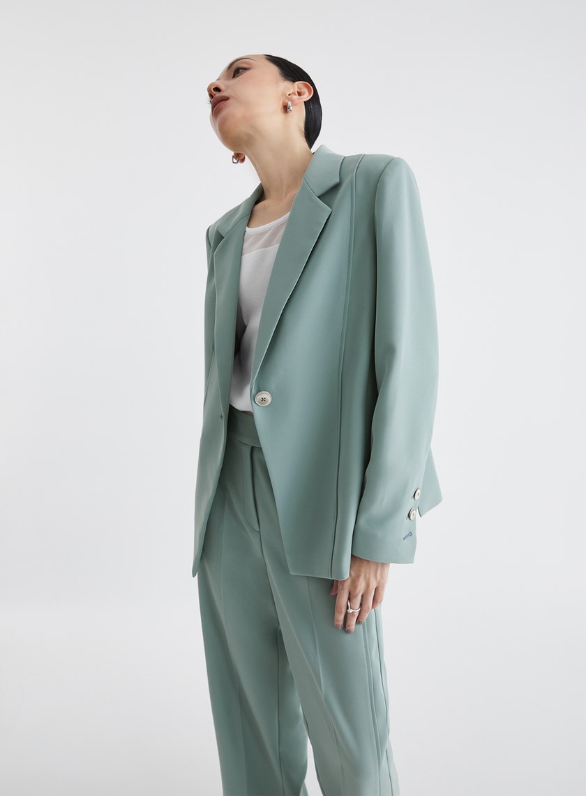 質感率性修身開衩西裝外套