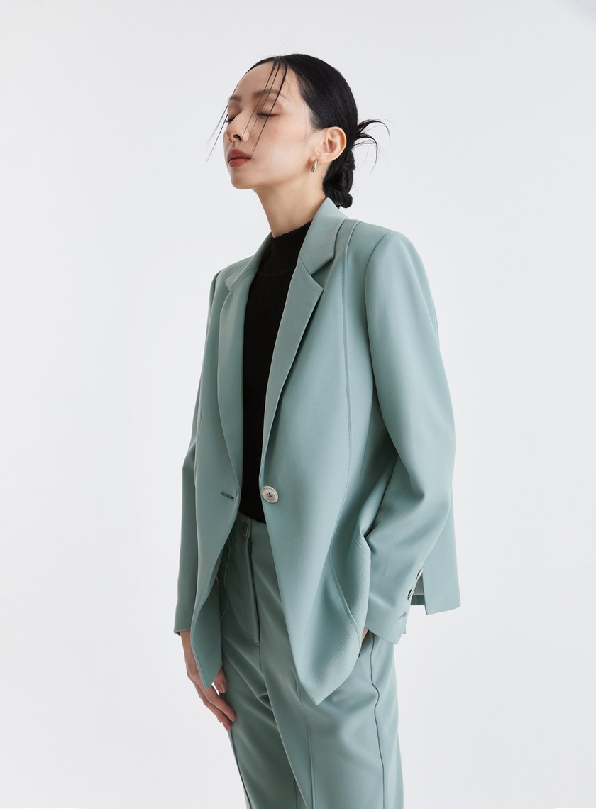質感率性修身開衩西裝外套