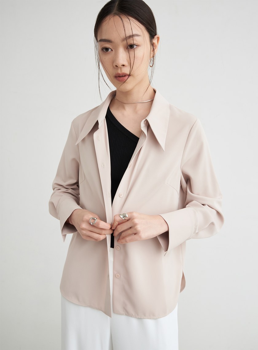 緞面感尖領長袖襯衫