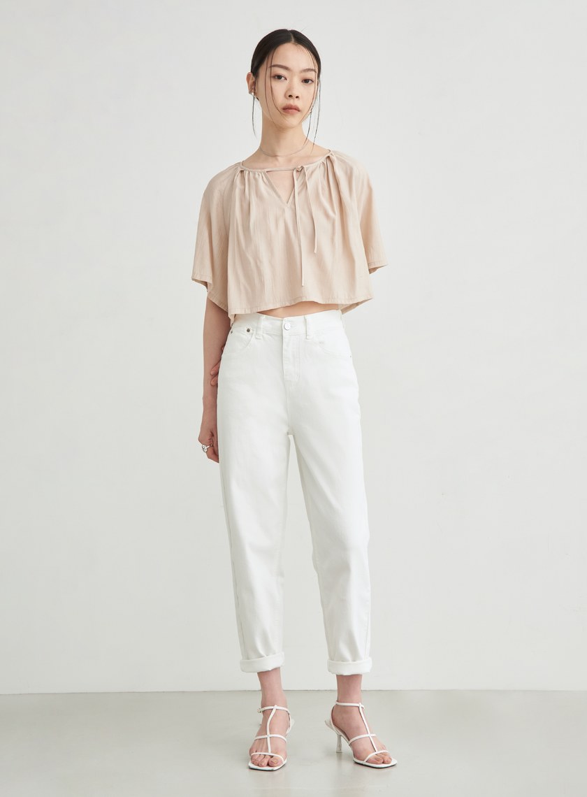 細摺肌理休閒短版上衣