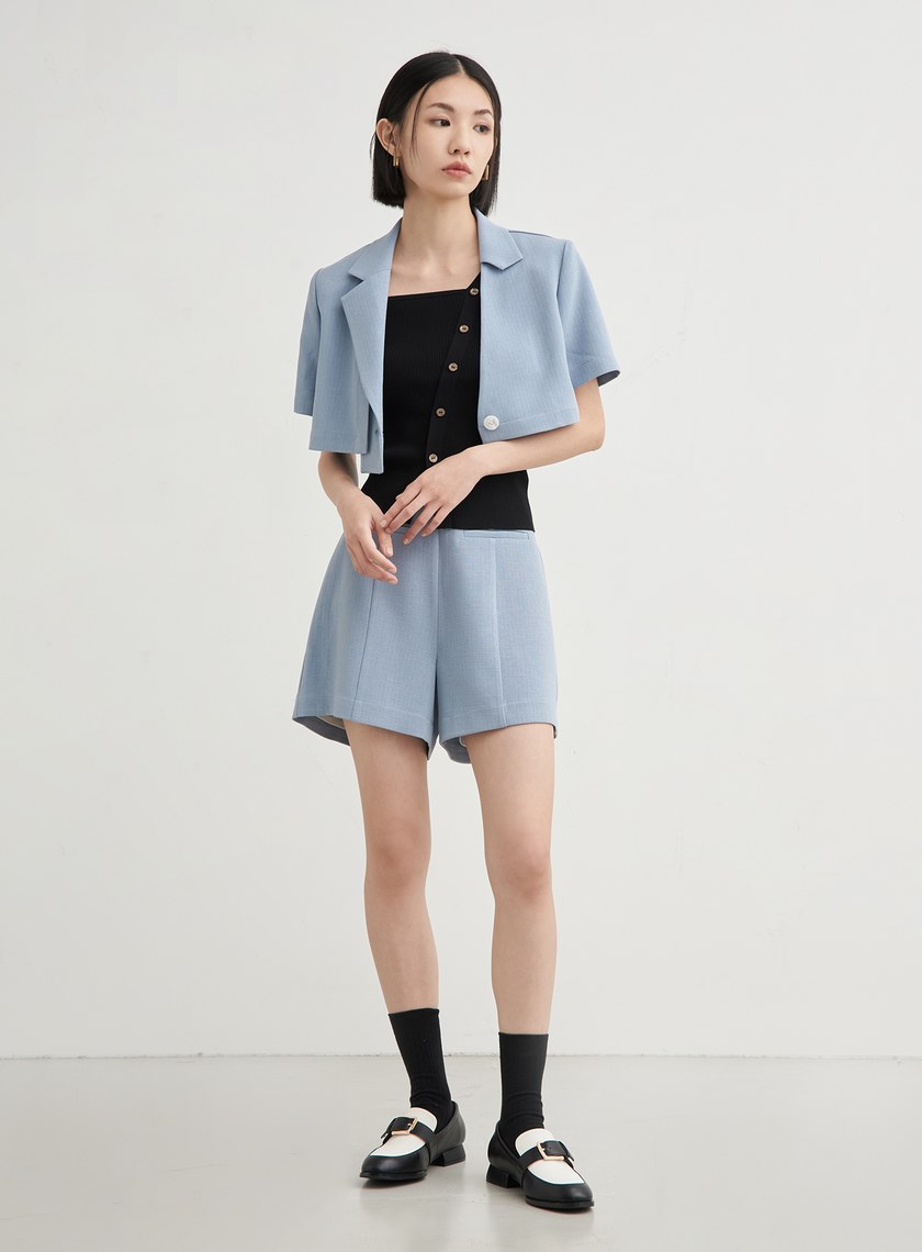 高腰修身肌理西裝短褲