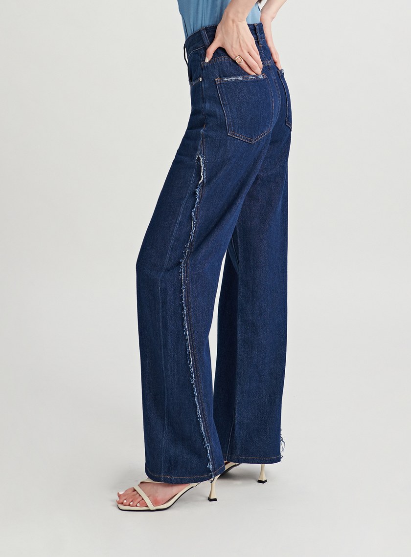 不收邊細節原色牛仔寬褲