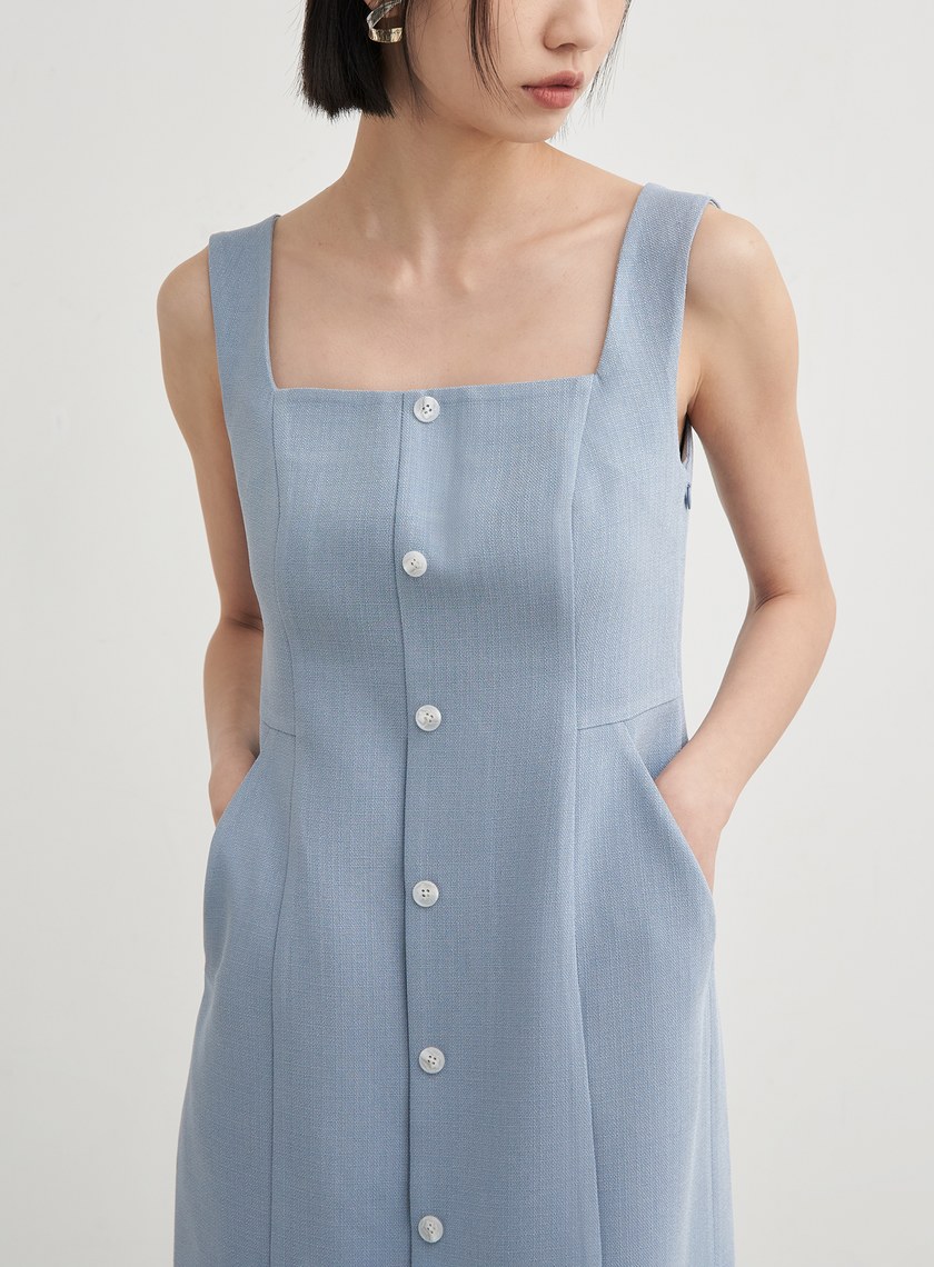 肌理排釦無袖平口洋裝