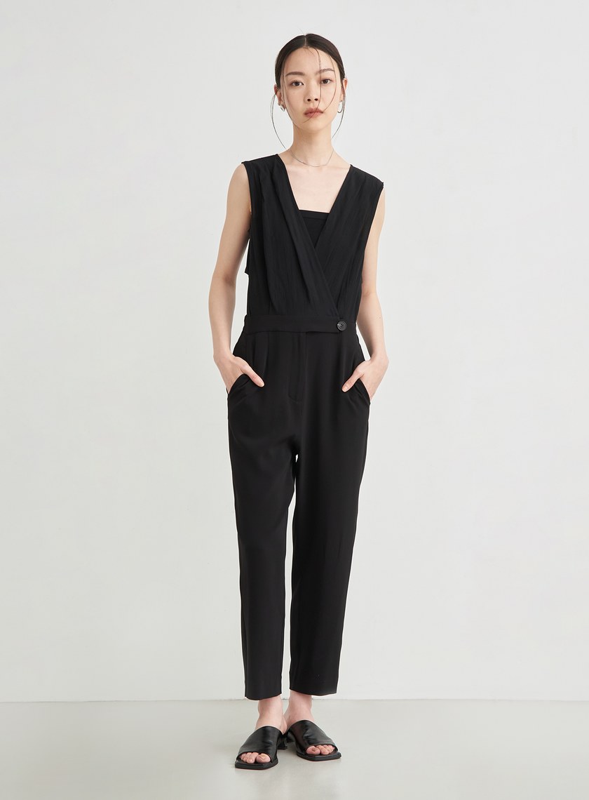 俐落異材質拼接連身褲