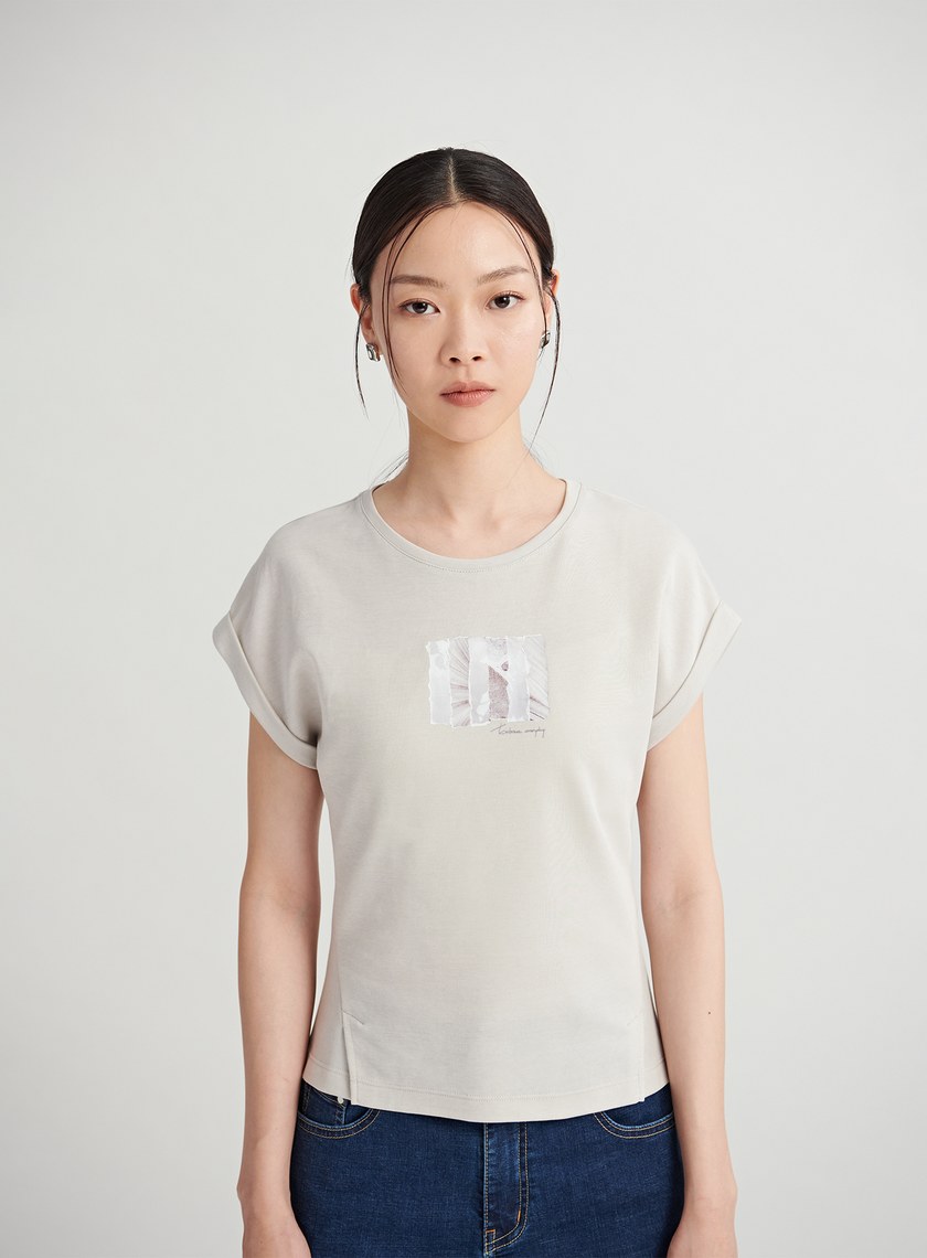 光影線條印花反摺袖上衣