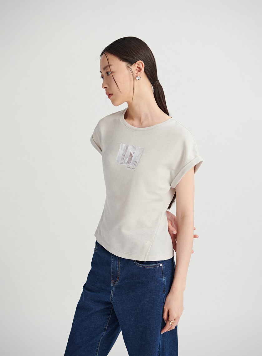 光影線條印花反摺袖上衣