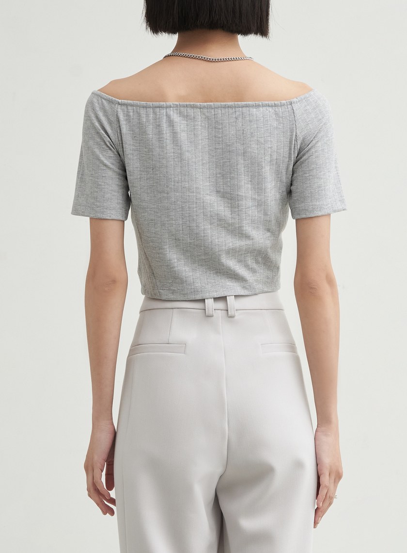 一字領坑條短版BRA上衣