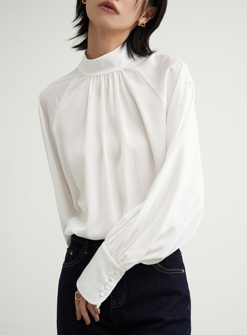 優雅半高領抽皺泡袖襯衫