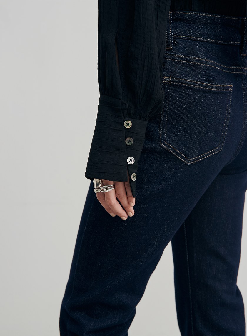 優雅肌理綁帶交叉罩衫