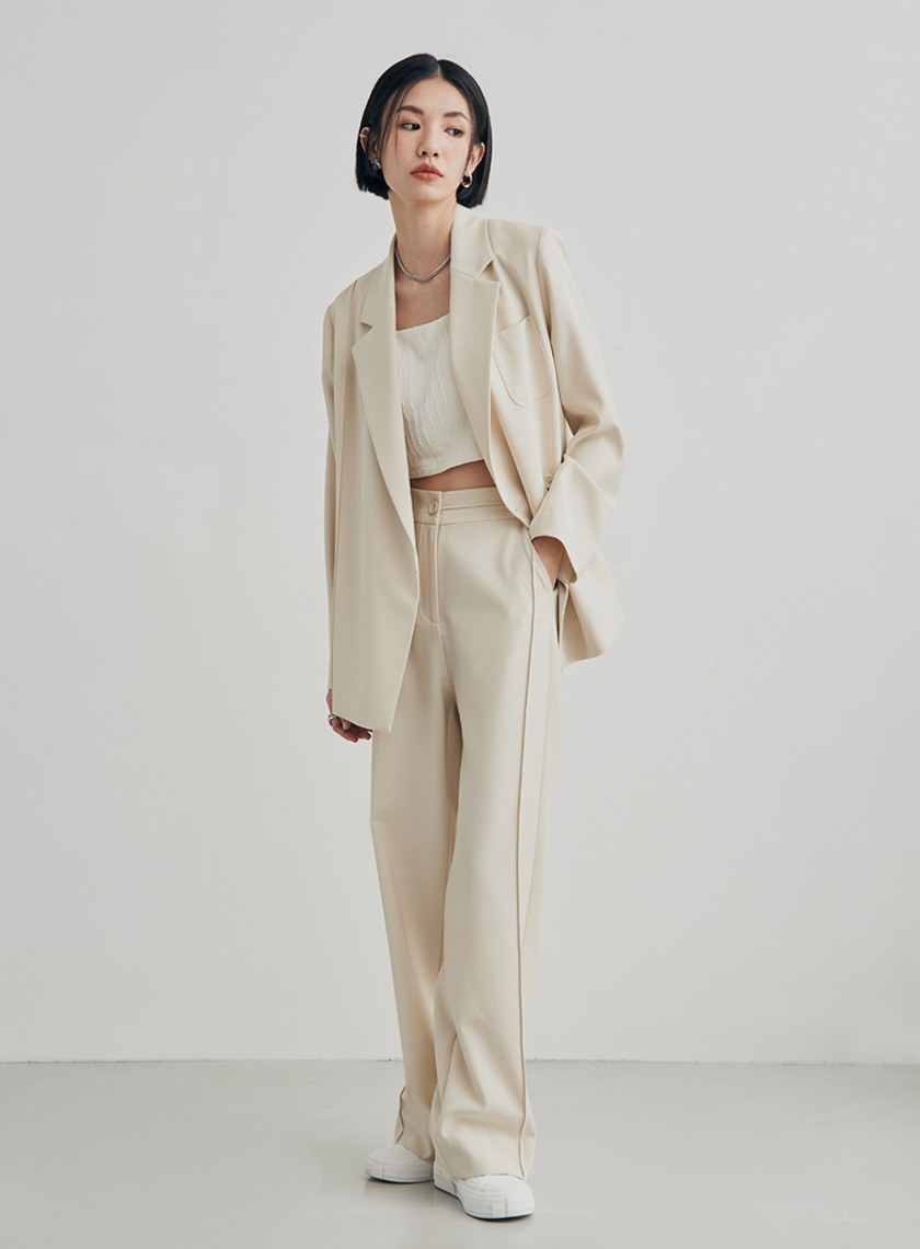 細節直筒擁抱刺繡西裝寬褲