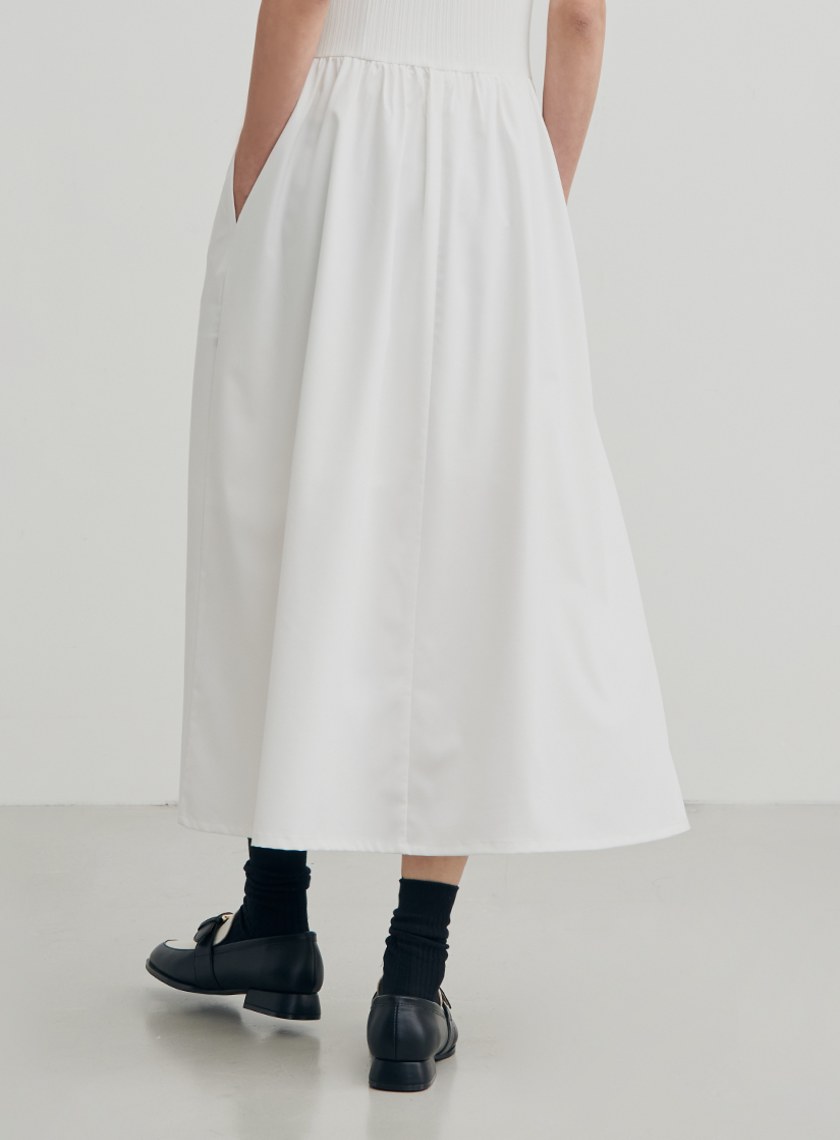 異材質坑條背心洋裝