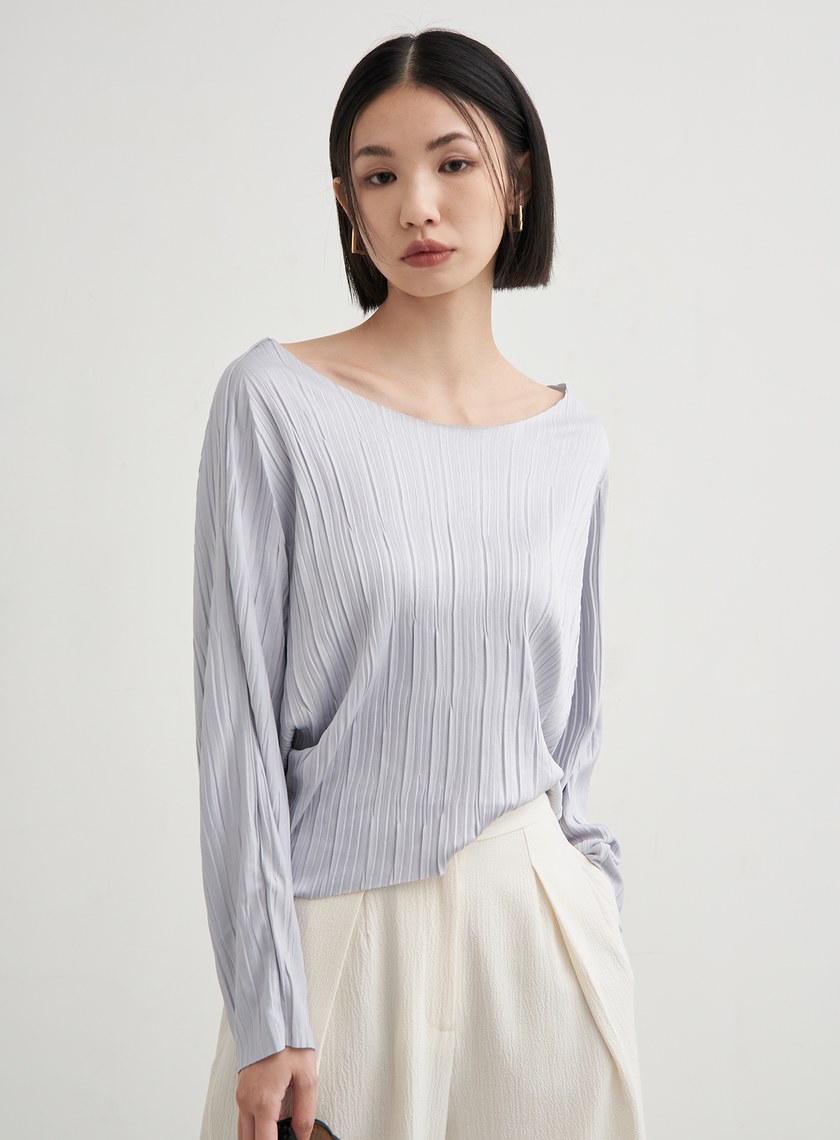 圓領壓褶休閒長袖上衣