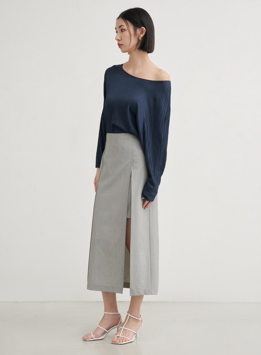 圓領壓褶休閒長袖上衣