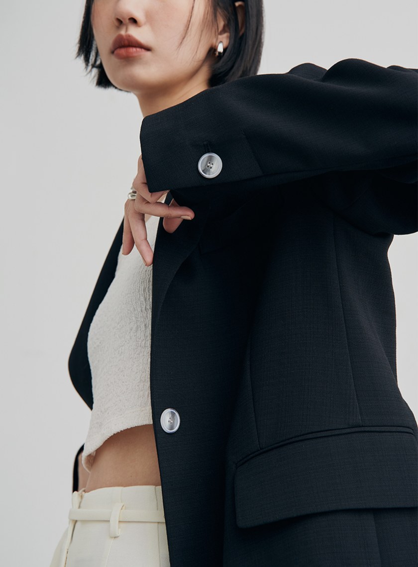 低調織紋寬肩單釦西裝外套