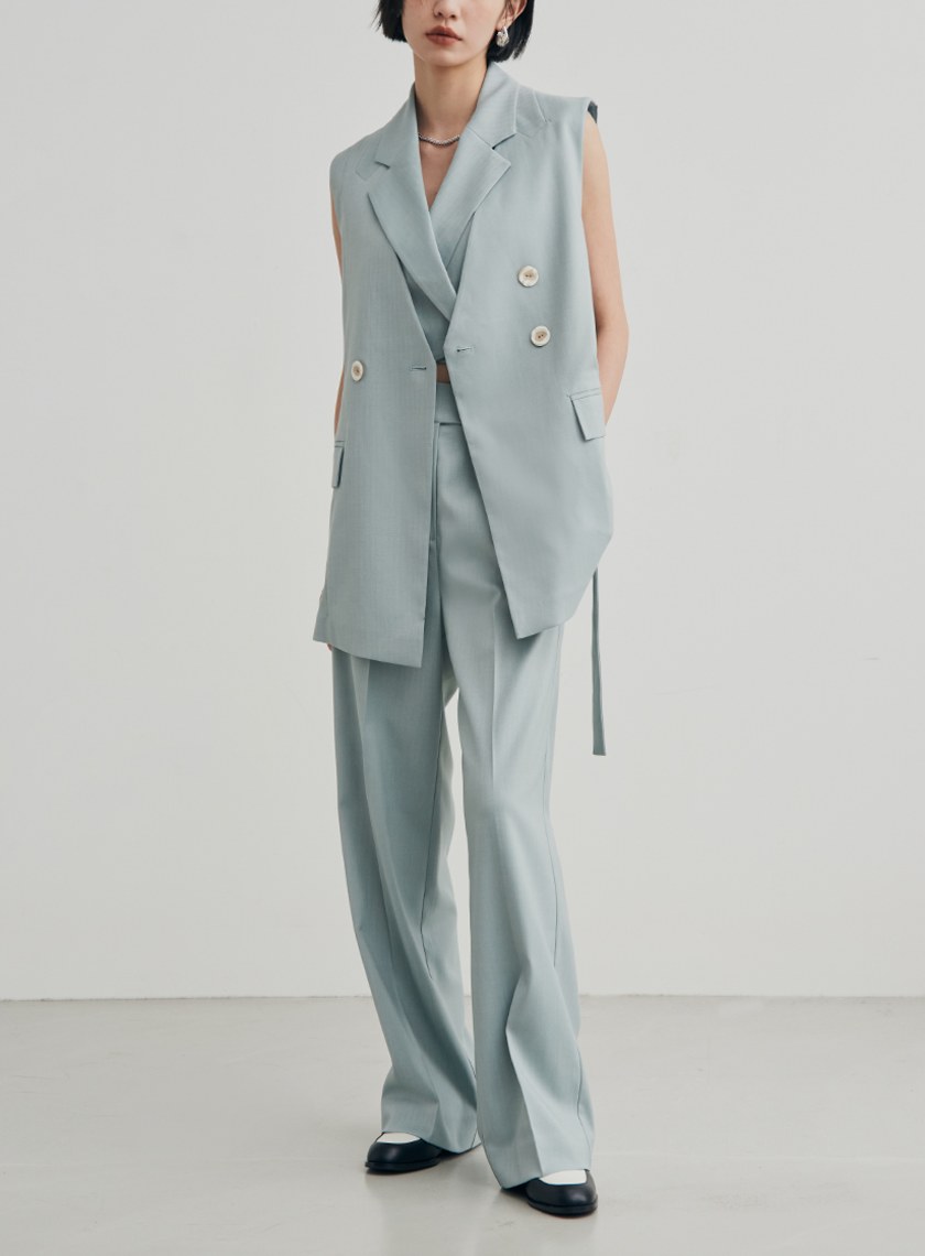 織紋後開衩無領西裝背心