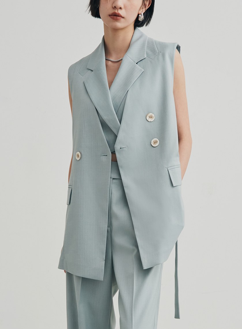 織紋後開衩無領西裝背心