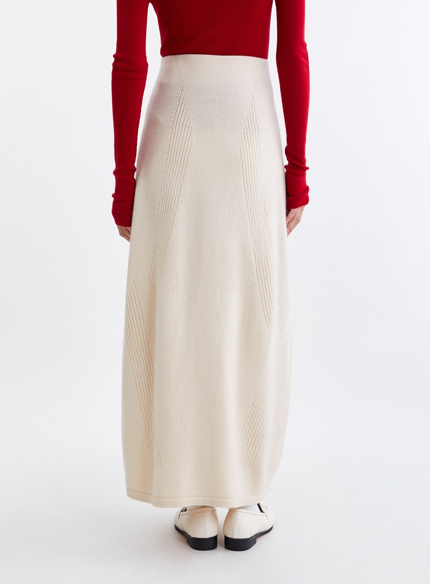 氣質V型提花繭型針織長裙